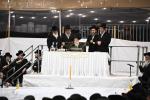 עריכת שולחן הטהור לג בעומר פון כ"ק אדמו"ר מבאיאן שליט"א