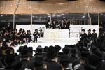 עריכת שולחן הטהור לג בעומר פון כ"ק אדמו"ר מבאיאן שליט"א