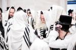 כ"ק אדמו"ר מבאבוב שליט"א באזוכט בבית מדרשו אין מאנסי לכבוד פסח שני