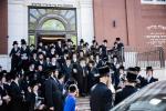 כ"ק אדמו"ר מבאבוב שליט"א באזוכט בבית מדרשו אין מאנסי לכבוד פסח שני