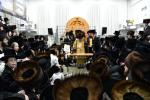 הרה"צ רבי אלימלך בידערמאן שליט"א ביי הבדלה נאך א דערהויבענע שבת אין אשדוד 