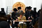 הרה"צ רבי אלימלך בידערמאן שליט"א ביי הבדלה נאך א דערהויבענע שבת אין אשדוד 