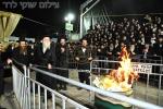 הדלקה בחצר הקודש מאדזשיץ