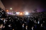 פולע גאלערי: הדלקה בחצר הקודש סקולען פון לעיקוואד