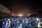 פולע גאלערי: הדלקה בחצר הקודש סקולען פון לעיקוואד