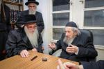 כ"ק אדמו"ר מצאנז שליט"א באזוכט ביי הגאון רבי דוב לאנדא שליט"א 