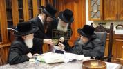 כ"ק אדמו"ר מבעלזא שליט"א ביי הנחת אבן הפינה בית המדרש שטיבלאך קהל יראים - בודאפעסט אין ביתר