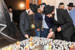 טויזנטער אידן ביים ציון הק' פון הרה"ק מבאבוב זצ"ל ליל ל"ג בעומר תשפ"ה