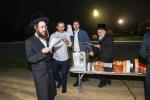 טויזנטער אידן ביים ציון הק' פון הרה"ק מבאבוב זצ"ל ליל ל"ג בעומר תשפ"ה