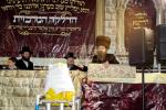 הדלקה בחצר הקודש סאדיגורא לאנדאן