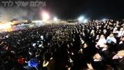 פולע גאלערי: הדלקה בחצר הקודש תולדות אברהם יצחק 
