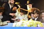 פולע גאלערי: הדלקה בחצר הקודש תולדות אברהם יצחק 