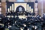 רייכע בילדער גאלערי פונעם הדלקה בראשות כ"ק גאב"ד סאטמאר מאנסי שליט"א 