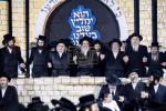 רייכע בילדער גאלערי פונעם הדלקה בראשות כ"ק גאב"ד סאטמאר מאנסי שליט"א 