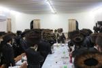 כ"ק אדמו"ר מדושינסקיא שליט"א מיט חסידים מוצאי שבת אין הר יונה