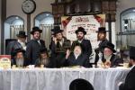  הרה"ק רבי יעקב מאיר שעכטער שליט"א ביי סיום ששה סדרי משנה שנלמד בשיעור ע"י בנו הרב נתן יצחק שליט"א אין כולל שומרי החומות בבתי אונגרין