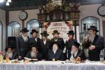  הרה"ק רבי יעקב מאיר שעכטער שליט"א ביי סיום ששה סדרי משנה שנלמד בשיעור ע"י בנו הרב נתן יצחק שליט"א אין כולל שומרי החומות בבתי אונגרין