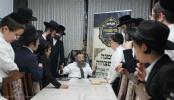 באזוכן ביי גדולי ישראל לקראת די גרויסארטיגע מעמד שמחת ה'בר מצוה' פאר 56 יתומים