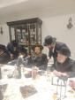 כ"ק אדמו"ר מסאטמאר שליט"א ביים באנקעט לטובת מוסדות סאטמאר אין לעיקוואד, אין שטוב פון הרבני החשוב ר' יצחק שלום ווערטהיימער הי"ו, בילדינג אדמיניסטראטאר פון מוסדות סאטמאר וויליאמסבורג:  