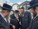 כ"ק גאב"ד מאקאווא שליט"א אויפן וועג צו וויילן שבועות אין מעזיבוש