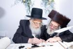הכנסת ספר תורה צום ביהמ"ד סאטמאר שכונת ווערנאן אין וויליאמסבורג