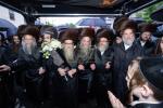 הכנסת ספר תורה צום ביהמ"ד סאטמאר שכונת ווערנאן אין וויליאמסבורג