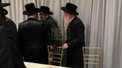 הגה"צ אבדק"ק ור"מ סאטמאר וויליאמסבורג שליט"א ביים תנאים בשמחת בית נייטרא - אייזענשטאט - דושינסקיא - ראחוב - פריימאן