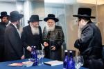 גאר א היסטארישע זיצונג איז נעכטן פארגעקומען אין שטאט מאנהעטן, לטובת די טעג ארגאנעזאציע 