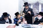 שמחת האפשערן און א"ב לערנען פאר אור אייניקל פון כ"ק אדמו"ר מבאבוב -45 שליט"א‎