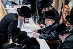 מעמד 'והראנו בבנינים' להתייסדות קרית הישיבה סקווירא צוזאמען מיט עריכת השולחן לכבוד די יארצייט פון הרה"ק די מגיד פון טשערנאביל זי"ע