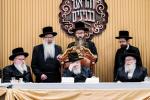 מעמד 'והראנו בבנינים' להתייסדות קרית הישיבה סקווירא צוזאמען מיט עריכת השולחן לכבוד די יארצייט פון הרה"ק די מגיד פון טשערנאביל זי"ע