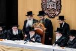 מעמד 'והראנו בבנינים' להתייסדות קרית הישיבה סקווירא צוזאמען מיט עריכת השולחן לכבוד די יארצייט פון הרה"ק די מגיד פון טשערנאביל זי"ע