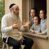 Main image for הערליכע מעשה פון הגאון רבי אברהם גניחובסקי זצ"ל דורך הרב אליהו שווארץ, ביים שיעור פון עמוד היומי דרשו - עירובין דף ע"ט