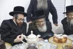 מסיבת "הבונים – להעמיד" אין בארא פארק לטובת הבנין הגדול והקדוש ראחמיסטריווקא אוקוויין‎ 