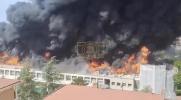 Main image for א מאסיווע פייער האט צובראכן א דאך אין איטאליע