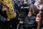 פולע בילדער און ווידיאוס פון די הכנסת ספר תורה אין בעלזא ערב יו"ט