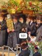 פולע בילדער און ווידיאוס פון די הכנסת ספר תורה אין בעלזא ערב יו"ט