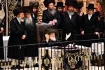 פולע בילדער פון נעילת החג ביי כ"ק אדמו"ר מוויזניץ שליט"א 