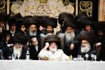 פולע בילדער פון נעילת החג ביי כ"ק אדמו"ר מוויזניץ שליט"א 