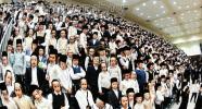 פולע בילדער פון נעילת החג ביי כ"ק אדמו"ר מוויזניץ שליט"א 