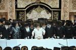 פולע בילדער פון נעילת החג ביי כ"ק אדמו"ר מוויזניץ שליט"א 