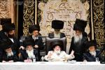 פולע בילדער פון נעילת החג ביי כ"ק אדמו"ר מוויזניץ שליט"א 