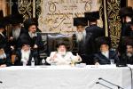 פולע בילדער פון נעילת החג ביי כ"ק אדמו"ר מוויזניץ שליט"א 