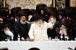 פולע בילדער פון נעילת החג ביי כ"ק אדמו"ר מוויזניץ שליט"א 