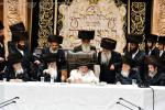 פולע בילדער פון נעילת החג ביי כ"ק אדמו"ר מוויזניץ שליט"א 