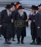 כ"ק אדמו"ר מגור שליט"א אנגעקומען קיין אמעריקא צום היסטארישן מסע הקודש לטובת קרן הצלת עולם התורה