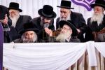 הונדערטער אידן ביים דינער 'אור המאיר' אין בארא פארק פאר כולל חיבת ירושלים 