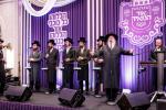 הונדערטער אידן ביים דינער 'אור המאיר' אין בארא פארק פאר כולל חיבת ירושלים 