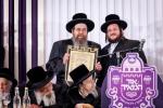 הונדערטער אידן ביים דינער 'אור המאיר' אין בארא פארק פאר כולל חיבת ירושלים 