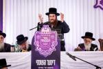 הונדערטער אידן ביים דינער 'אור המאיר' אין בארא פארק פאר כולל חיבת ירושלים 